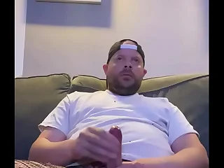 Jerking off to gay porn