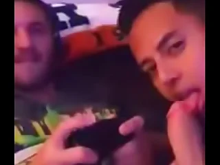 Rica mamada gay casero gay