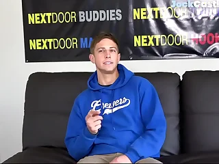 Auditioning jock jerking off for the camera