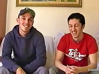 Dos ni&ntilde;atos en apuros en su primer casting&period;