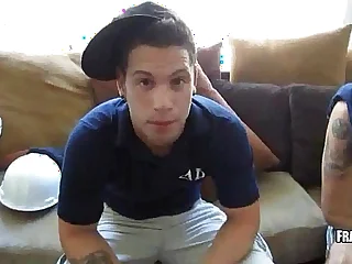 No Passing Out In This Frat&excl;