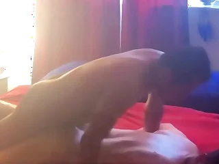 Tino mi amigo hetero probando pija por primera vez