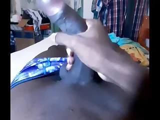 Novinho Gostoso na punheta